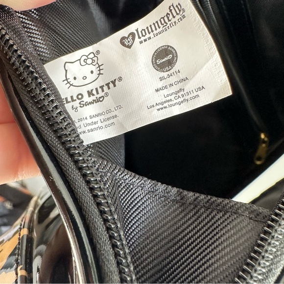 LOUNGEFLY Sanrio Hello Kitty Patent Leather Satchel Leopard Quilted Y2K Handbag - Picture 3 of 9